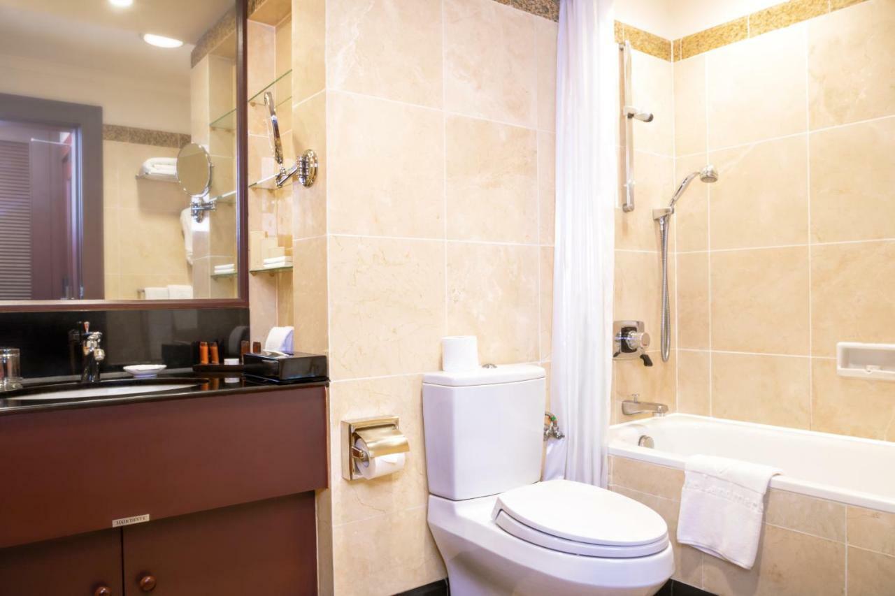 The Landmark Serviced Apartment - Managed By Peninsula Properties Ciudad Ho Chi Minh  Exterior foto